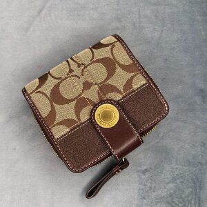 Coach Signature Canvas Compact Snap Wallet